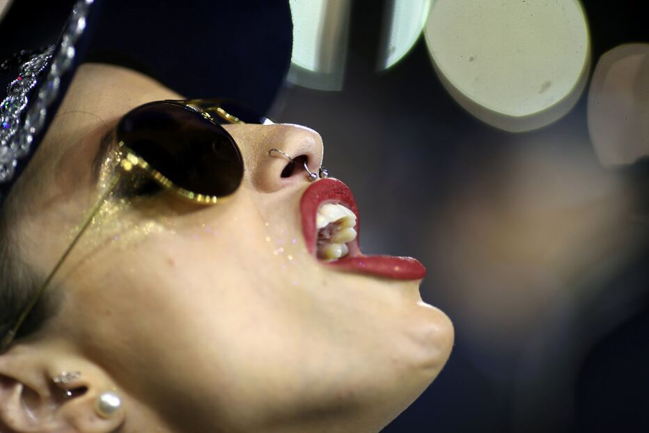 São Paulo já desfila e samba para receber o Carnaval