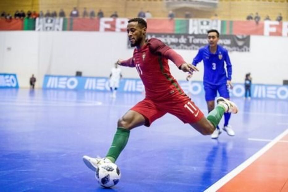 Pany Varela tem 28 anos e alinha pelo Sporting