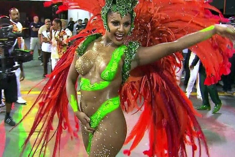 Tarine Lopes teve de improvisar