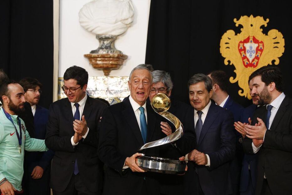 Campeões europeus de futsal recebidos por Marcelo Rebelo de Sousa