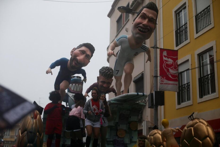 Figuras internacionais satirizadas no Carnaval de Torres Vedras
