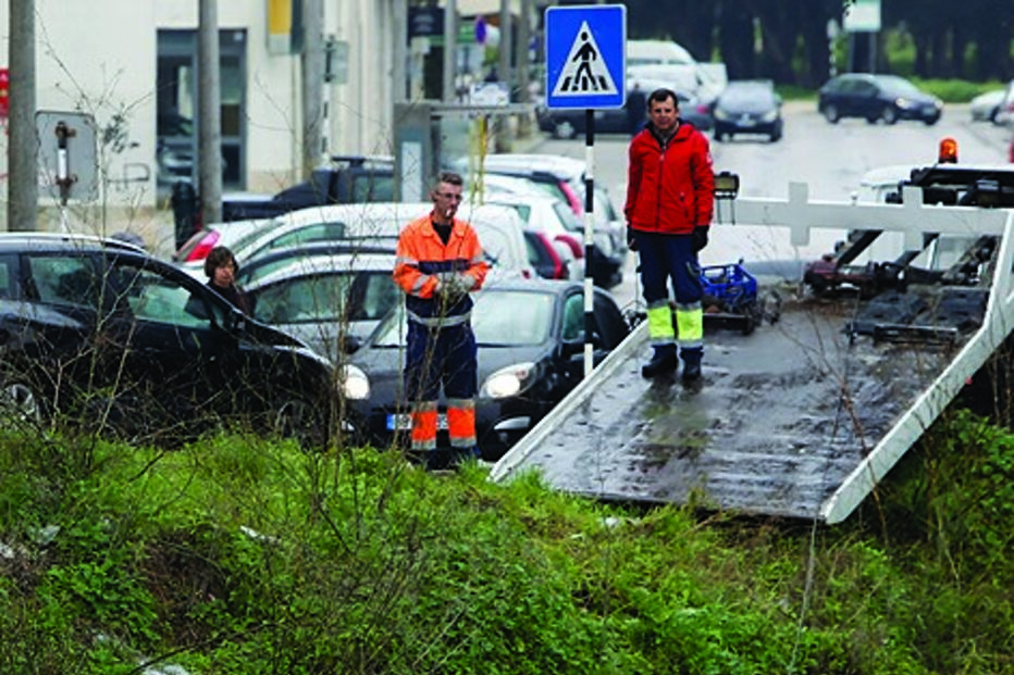 peixeira, morte, acidente, despiste, Açucena Veloso,Vale de Milhaços, Corroios, Seixal