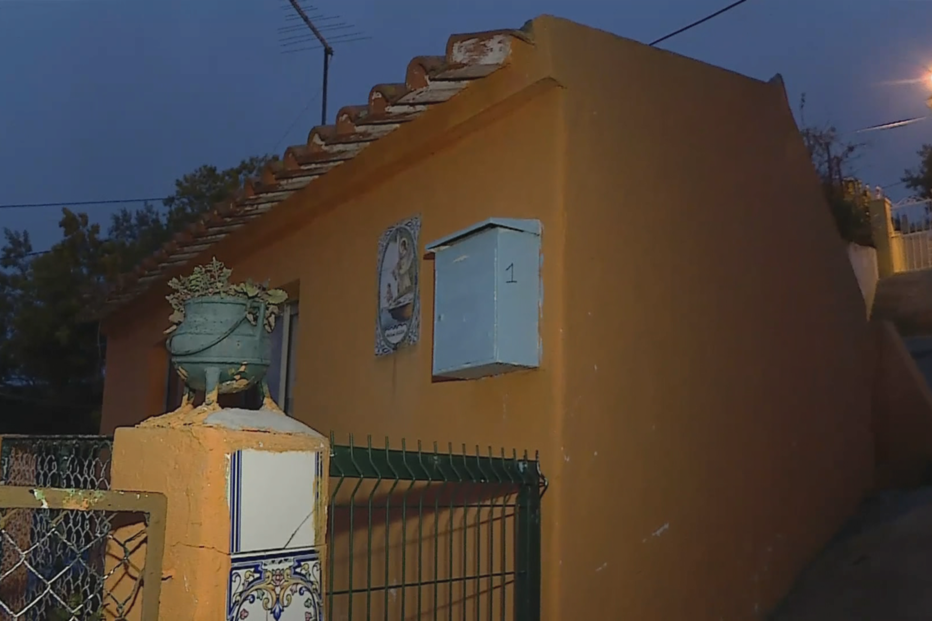 Casa onde o homem foi encontrado morto