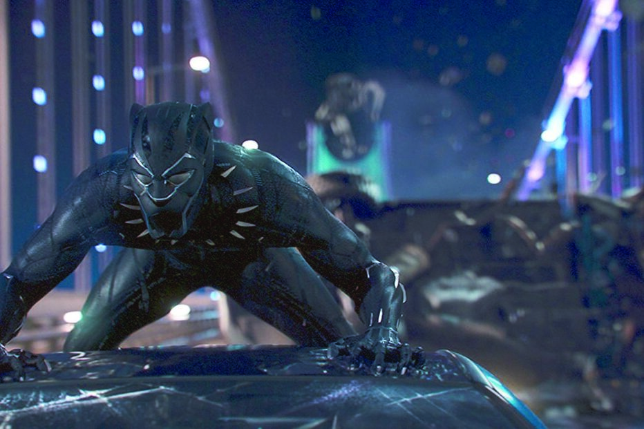 Chadwick Boseman veste a pele de Black Panther/T’Challa neste 18º filme do universo Marvel      
