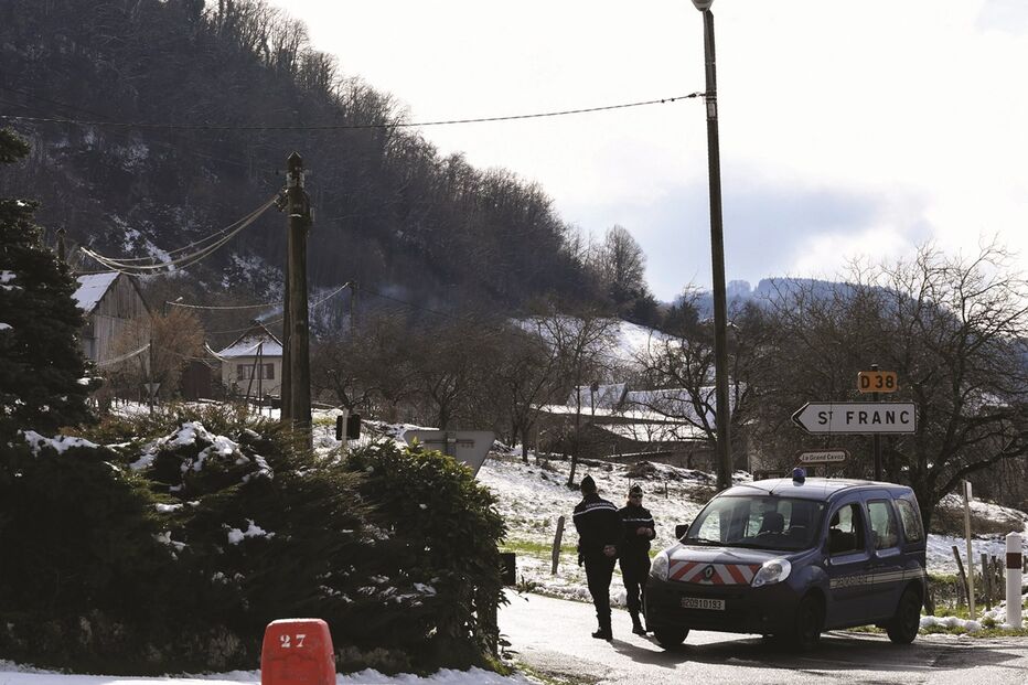 Maëlys, rapto, crime, homicídio, polícia, corpo, menina, luso-descendente, enterro
