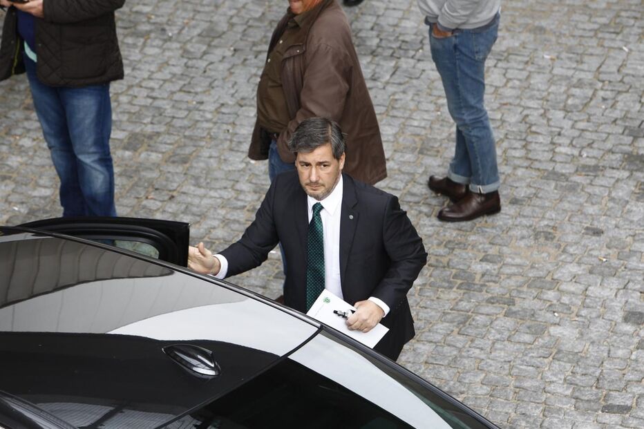 Bruno de Carvalho à chegada da Assembleia Geral do Sporting