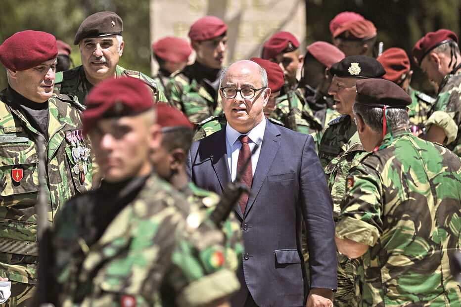 Ministro Azeredo Lopes está a acompanhar as auditorias que estão a ser efetuadas 