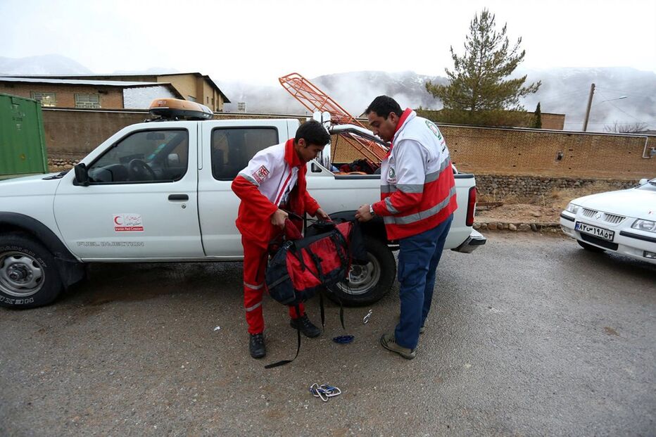 Familiares dos 65 ocupantes do avião aguardam confirmação da tragédia mas já perderam a esperança de um milagre