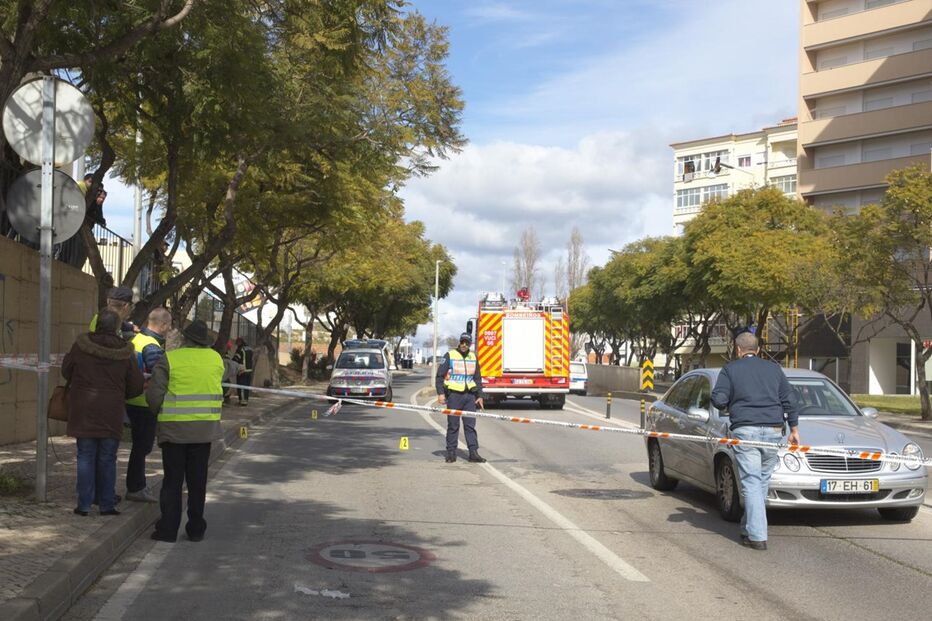 No túnel das Cardosas, em Portimão, foi colhida uma mulher de 42 anos