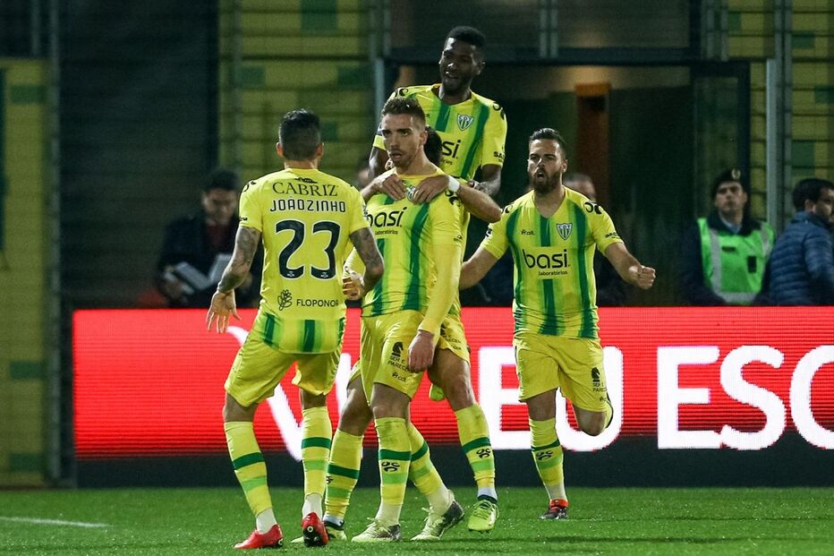 Tondela e Sporting jogaram esta segunda-feira no Estádio João Cardoso