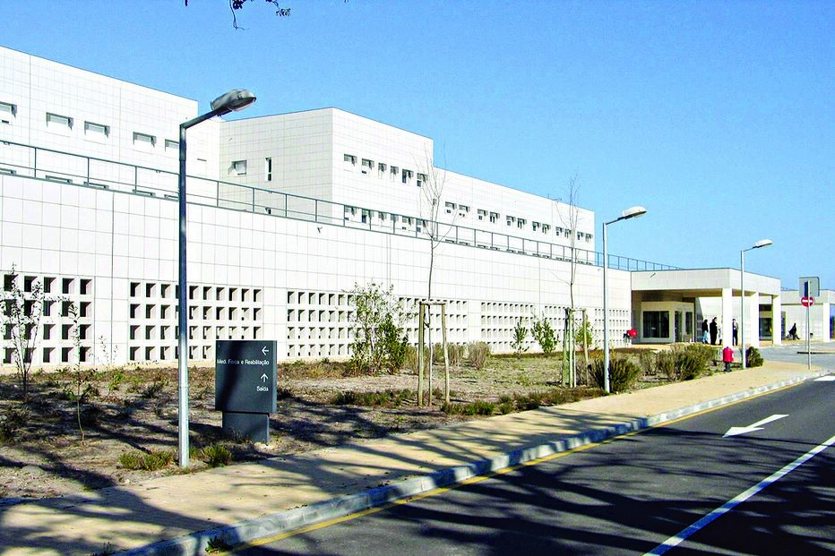 Hospital deixará de ter doentes a aguardar nos corredores até serem encaminhados para as enfermarias