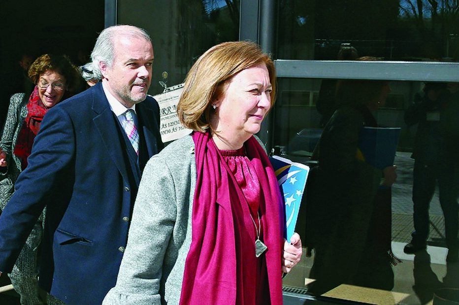 Supernanny, SIC, CNPDPCJ, crianças, maus-tratos, programa, polémica, família, pais, educação