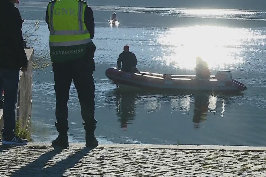 Jovem desaparecido no rio Douro	
