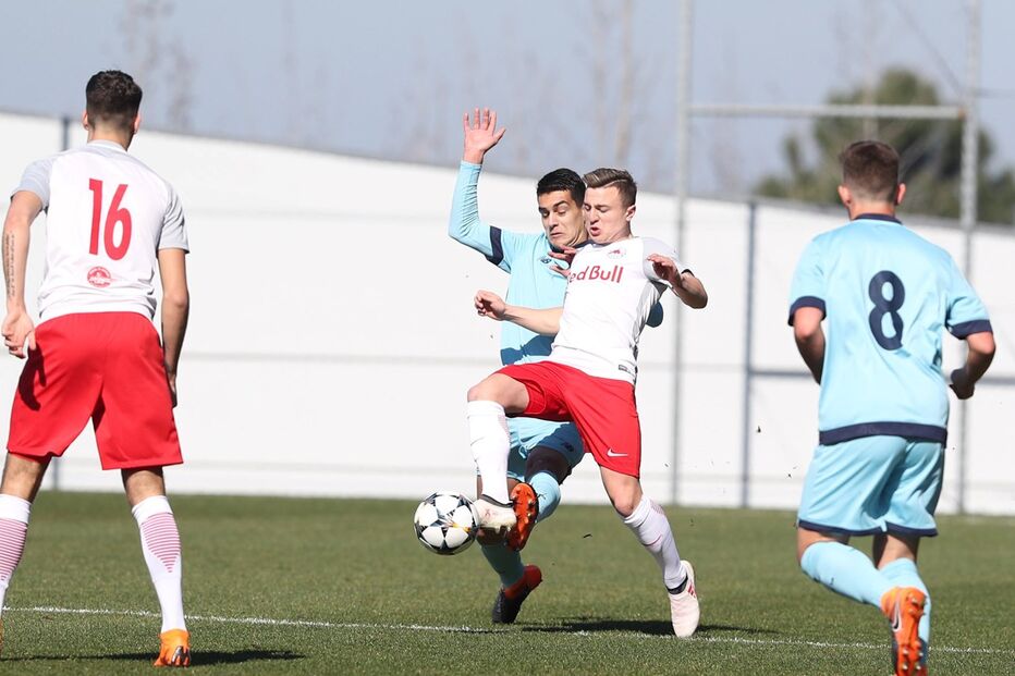 FC Porto nos 'quartos' da UEFA Youth League