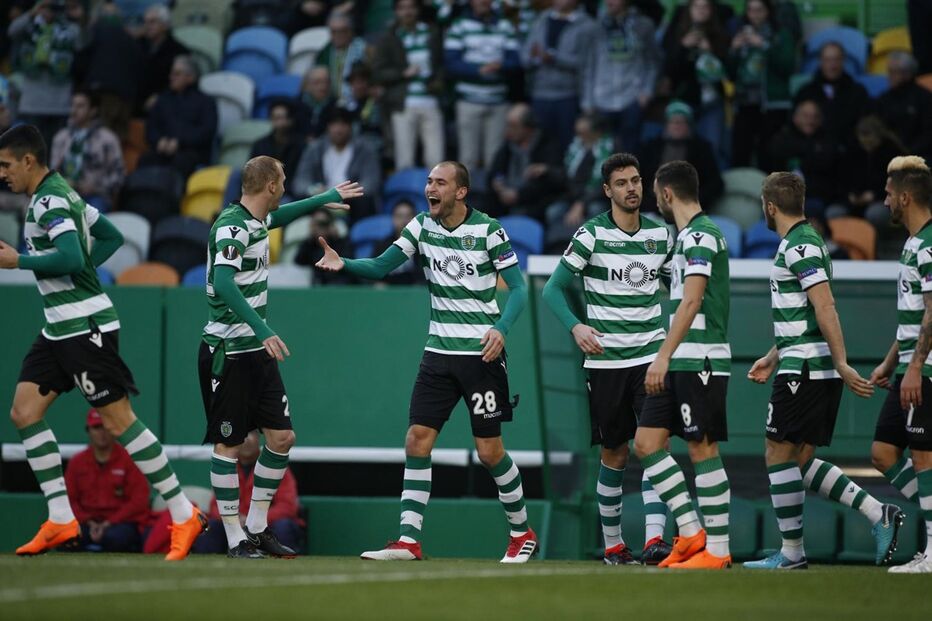 Bas Dost celebra golo inaugural do Sporting contra o Astana