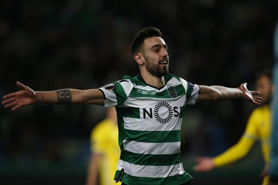 Bruno Fernandes celebra o 2-1 para o Sporting frente ao Astana