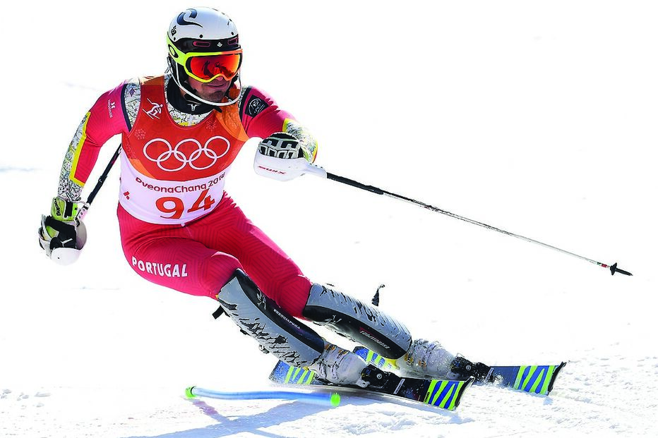 Arthur Hanse em ação  na prova de esqui  alpino realizada ontem