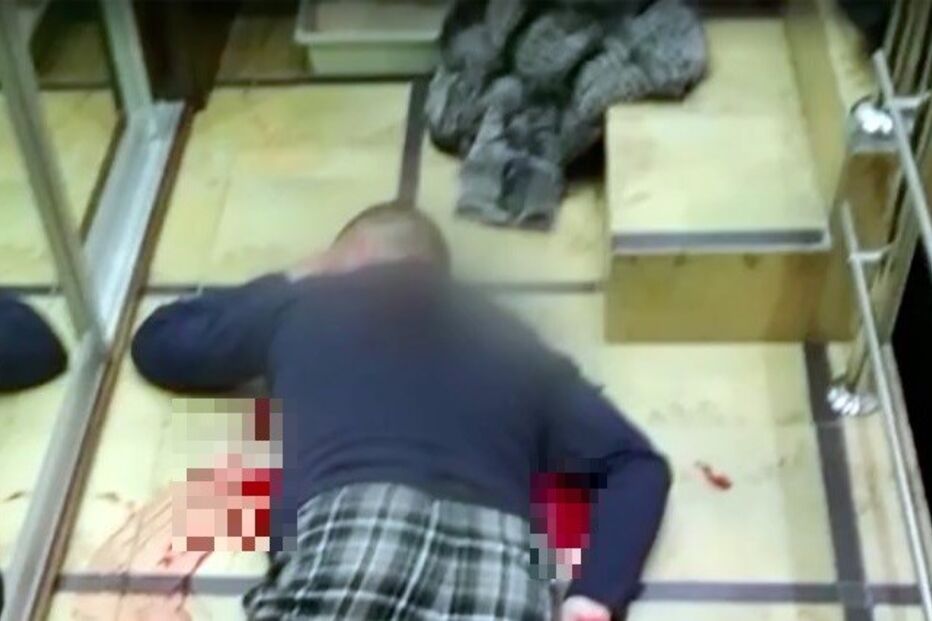 Milionários fingiram ter sido assassinados para provar que o filho os queria matar