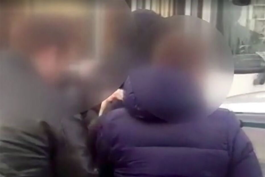 Milionários fingiram ter sido assassinados para provar que o filho os queria matar