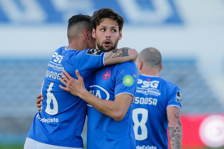 Belenenses bate Feirense em jogo da I Liga