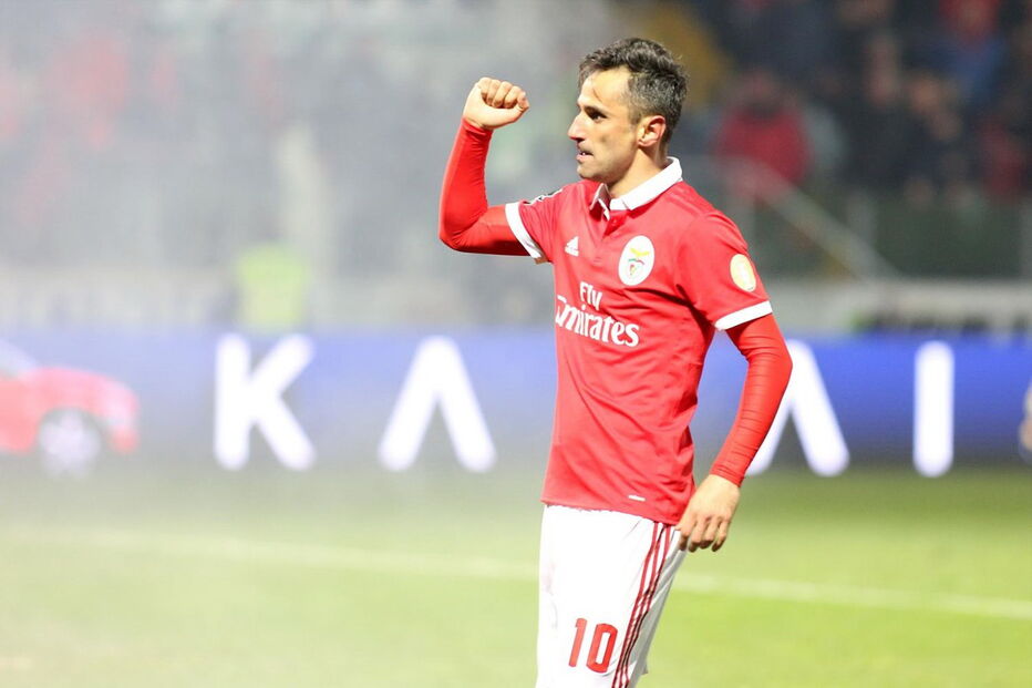 Jonas comemora golo marcado 