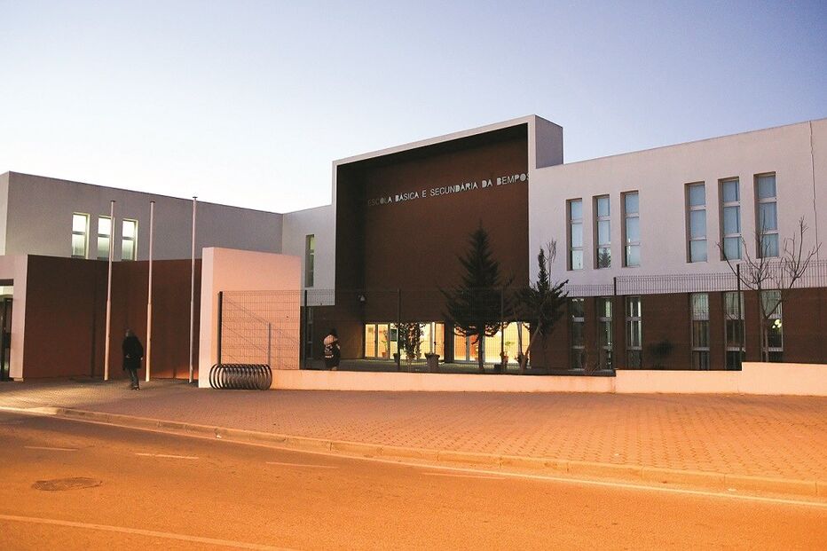 Escola Básica e Secundária da Bemposta
