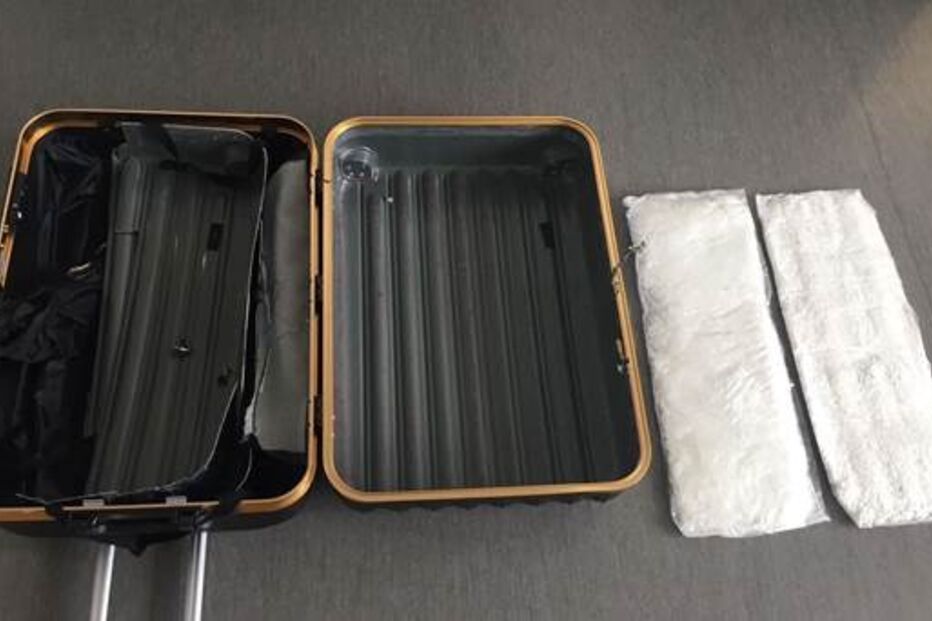 PJ detém mulher no aeroporto de Lisboa por tráfico de cocaína