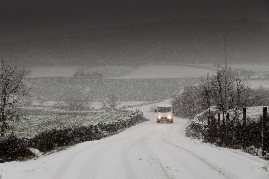 Neve cobre de branco Trás-os-Montes