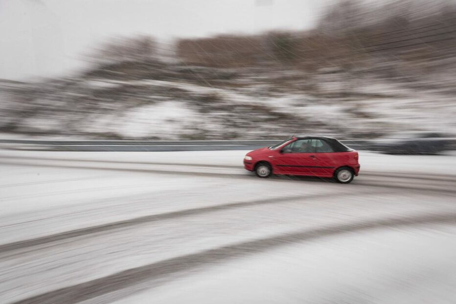 Neve cobre de branco Trás-os-Montes
