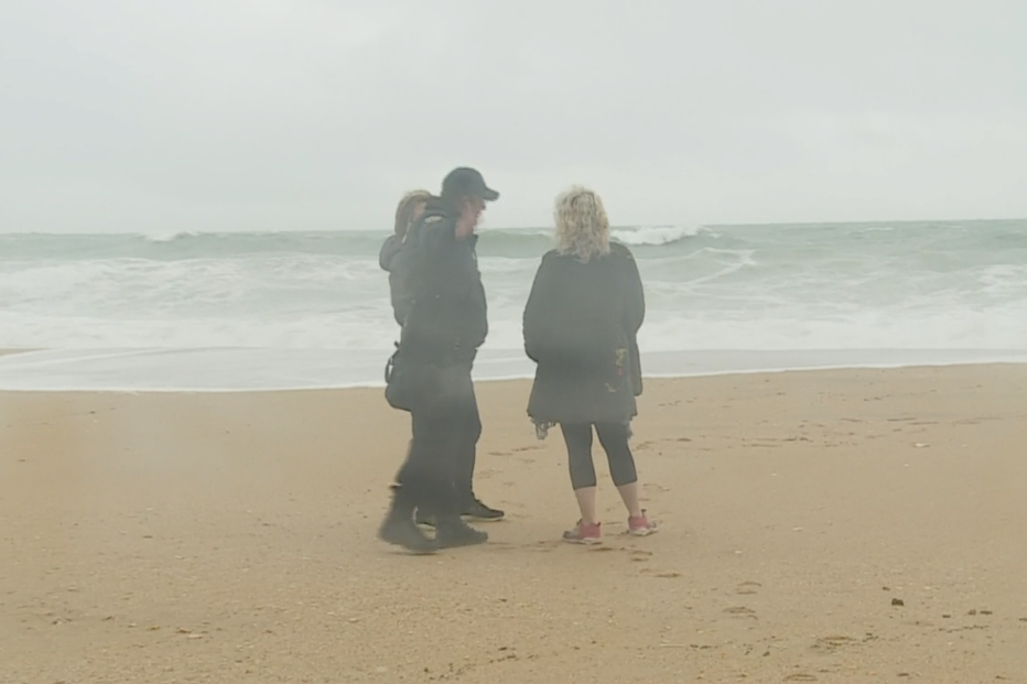 Polícia Marítima pede a turistas para não se aproximarem do mar no Algarve