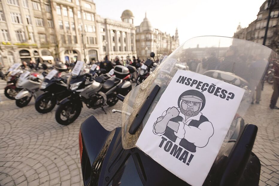A obrigatoriedade das inspeções levou os motociclistas a manifestarem-se em várias cidades do País