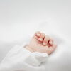 <![CDATA[ Bebé de dois meses sofre múltiplas fraturas em casa. PJ de Aveiro investiga ]]>
