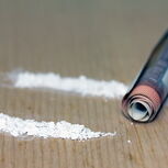 Jovem consumiu nitazenos e outras substâncias via nasal