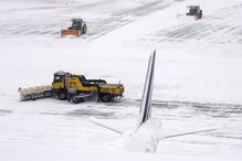 Aeroporto de Genebra, na Suíça,  teve de encerrar por causa da Neve