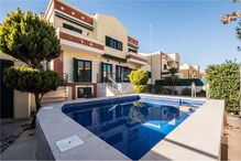 Luciana Abreu colocou casa em Alcabideche à venda por 635 mil euros