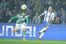 Jogadores em ação no FC Porto - Sporting