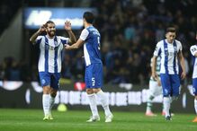 Jogadores do FC comemoram o golo de Marcano