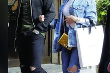 Cristiano Ronaldo e Georgina de braço dado em Madrid