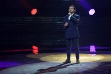 Só Por Ela, interpretado por Peu Madureira