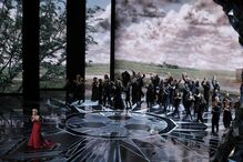 Mary J. Blige canta a canção-tema de 