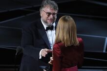 Guillermo del Toro vence 