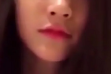 Jovem oferece sexo na net e atrai centenas de homens