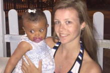 Modelo dá à luz sem saber que estava grávida