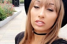 Charlotte Laudat, Simon Laudat, traição, infiel