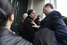 Advogado João Paulo Dias com a mãe de Liliane Pinto