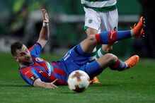 Jogadores em ação no Sporting - Plzen