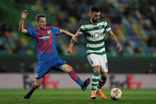 Jogadores em ação no Sporting - Plzen