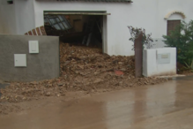Cheias destroem casa em Ferreira do Zêzere 