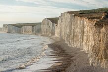 Penhasco de Birling Gap, no Sul de Inglaterra, onde Adelino de Faria se atirou para a morte com os dois filhos 