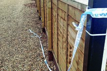 Casa onde residia a família portuguesa, no bairro londrino de Twickenham, ainda tem as fitas da polícia